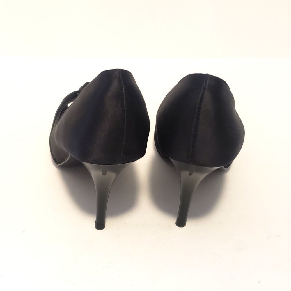 WHBM Teddie Black Satin Bow Peep Toe Heel Shoe Pump Womens 5.5M NEW - Picture 4 of 7